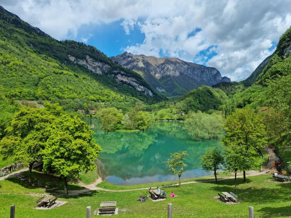 Tenno Appartamenti Garda Lake 外观 照片