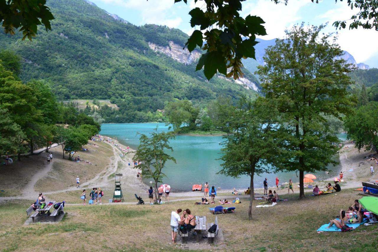Tenno Appartamenti Garda Lake 外观 照片