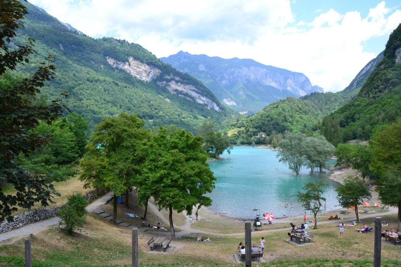 Tenno Appartamenti Garda Lake 外观 照片