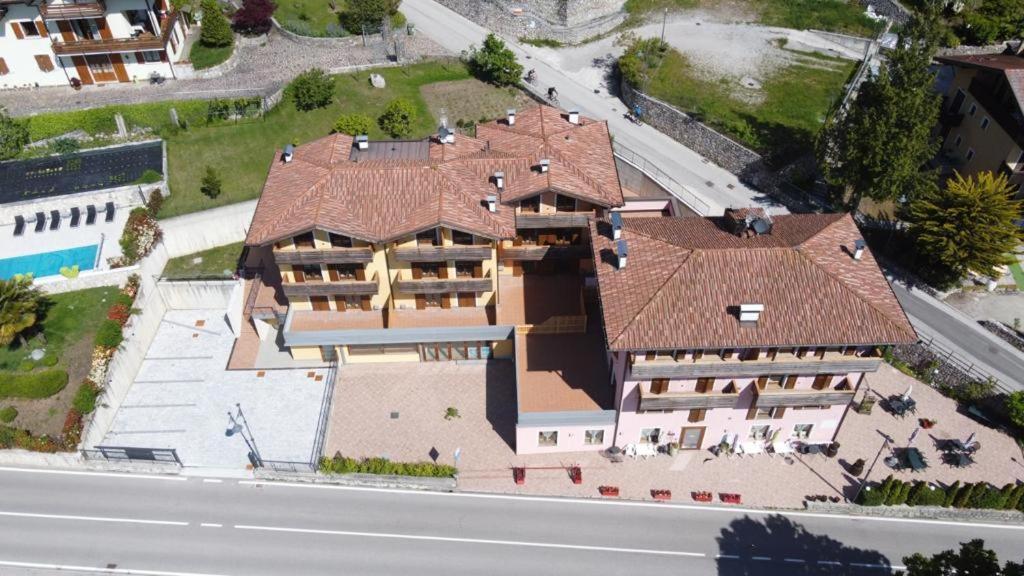 Tenno Appartamenti Garda Lake 外观 照片